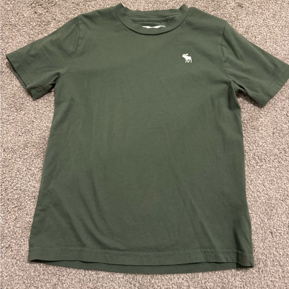 Bundle of 11 boys tshirts